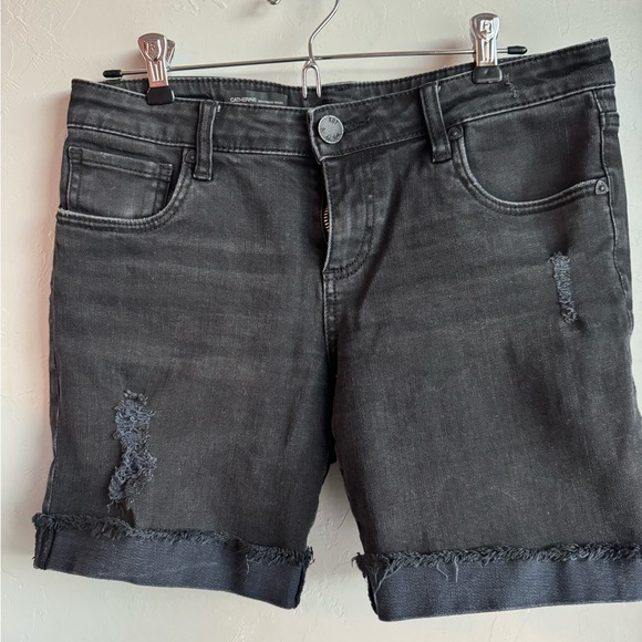 KUT from the Kloth black denim shorts - 6 - Picture 5 of 6